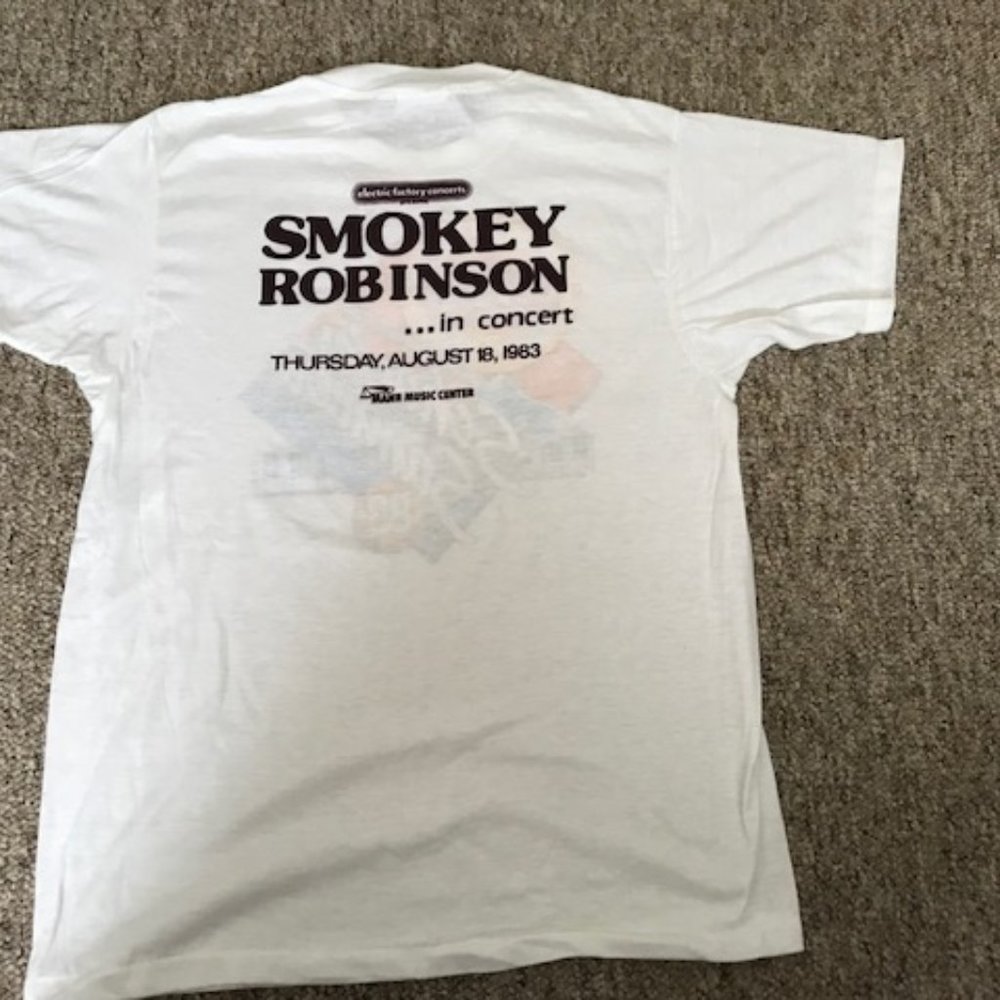 Smokey Robinson 1983 t shirt -Schaefer Pres. at MMC Philly - sz. Medium - NEW!